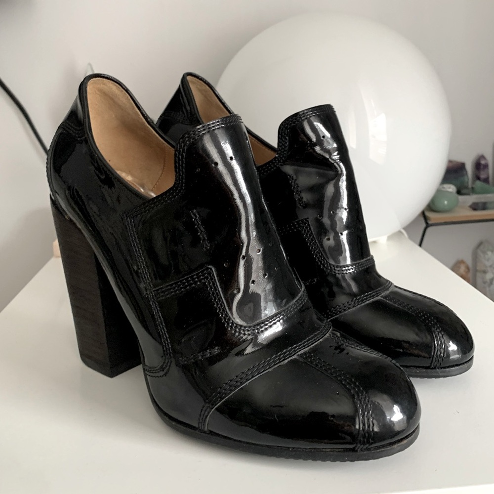 DRIES VAN NOTEN Patent Velcro Strap Pumps
